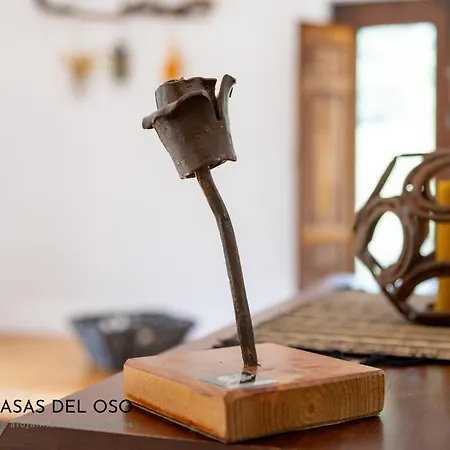 Lesbardu - Casas Del Oso * Proaza